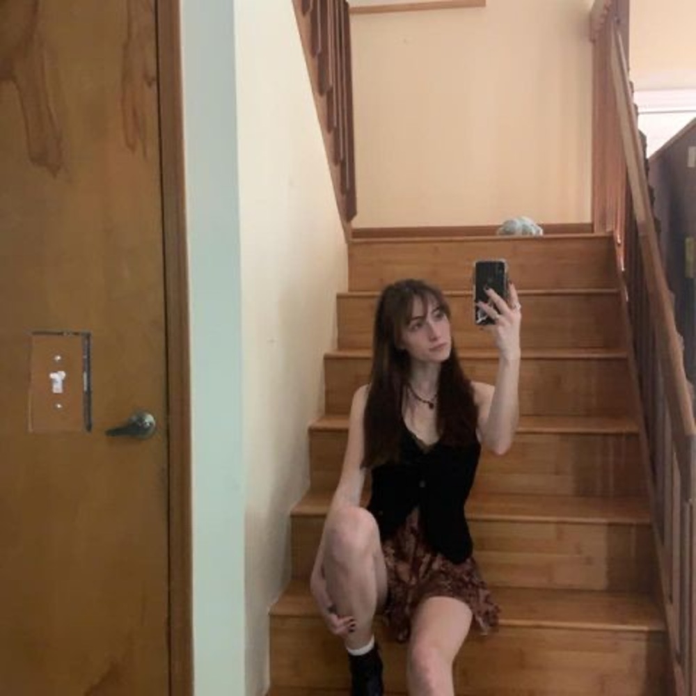 Meet your Posher, Anya